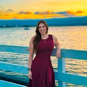 Meet your Posher, Alissa